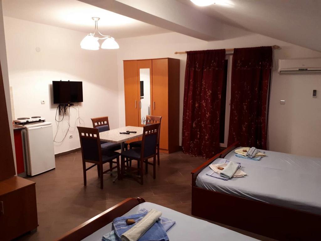 Apartments Scorpio Kotor Ngoại thất bức ảnh